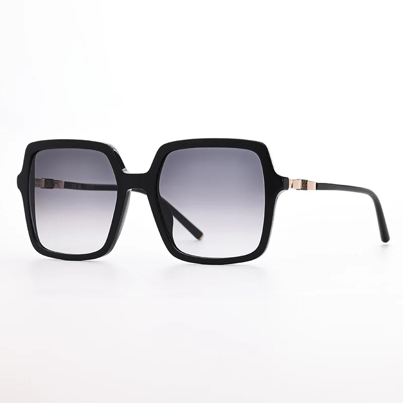 ESCADA SESD46 0700 - 1