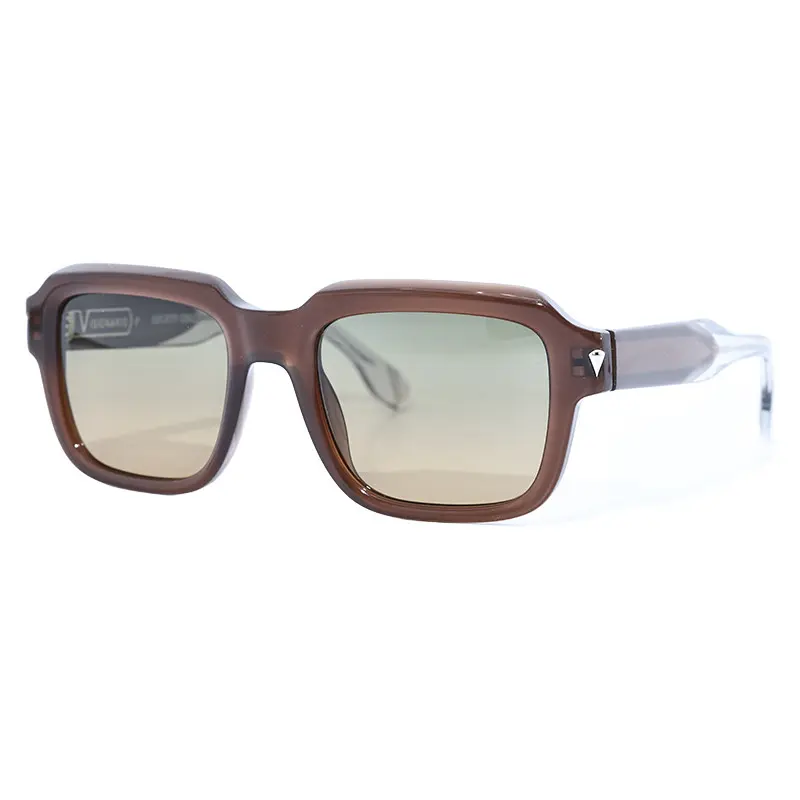 Visionario KARL 04